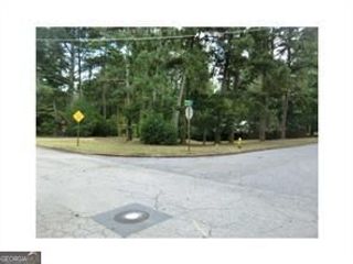 411 Safari Circle 1, Stone Mountain, GA 30083