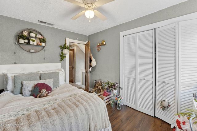 1924 Greenwood Avenue, Toledo, OH 43605
