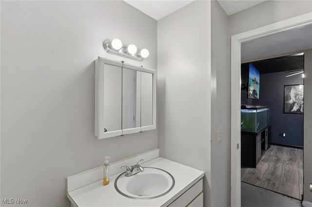 1010 Cree Avenue, Akron, OH 44305