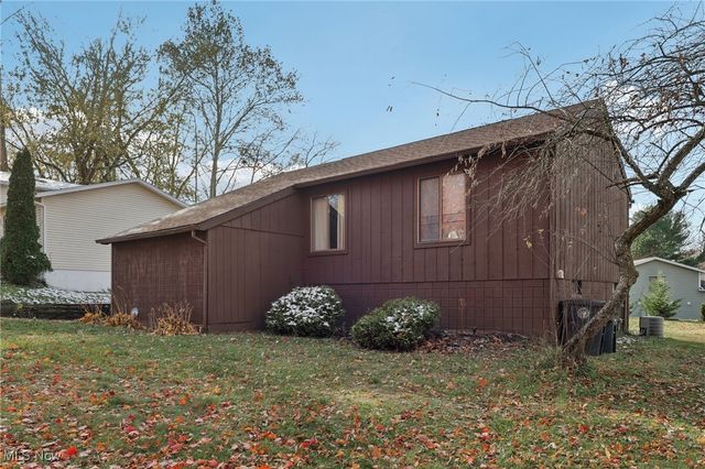 1010 Cree Avenue, Akron, OH 44305