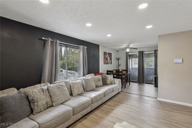 1010 Cree Avenue, Akron, OH 44305