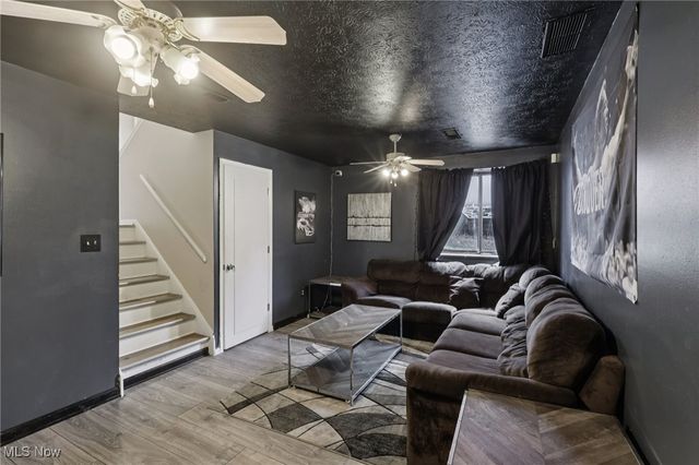 1010 Cree Avenue, Akron, OH 44305