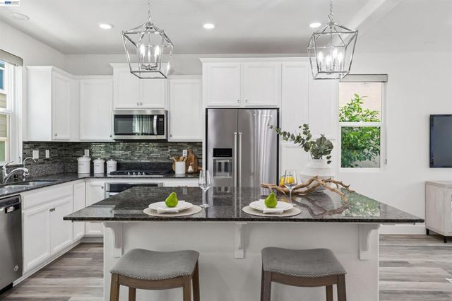 4272 Healdsburg Way, Dublin, CA 94568