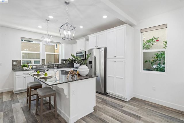 4272 Healdsburg Way, Dublin, CA 94568