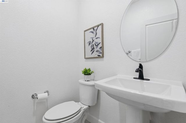 4272 Healdsburg Way, Dublin, CA 94568