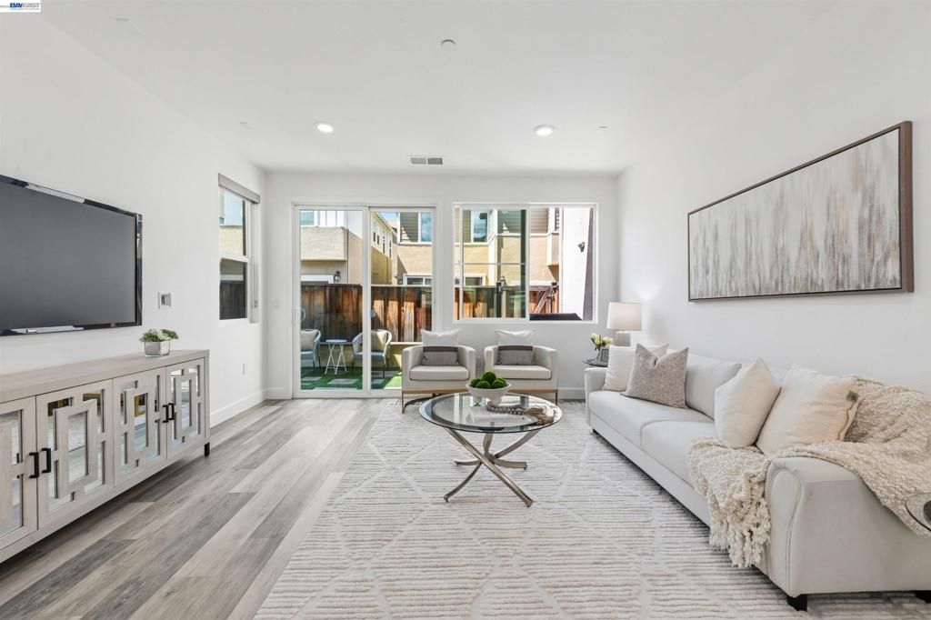 4272 Healdsburg Way, Dublin, CA 94568
