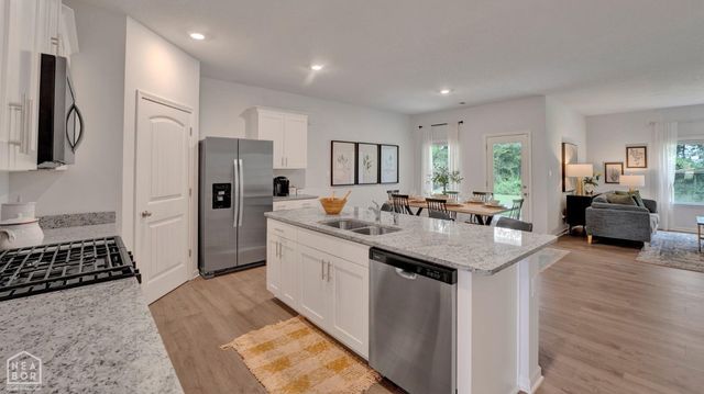 702 Edgemont Circle, Brookland, AR 72405
