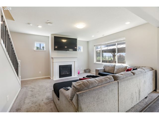 8601 N APPLETON St, Camas, WA 98607