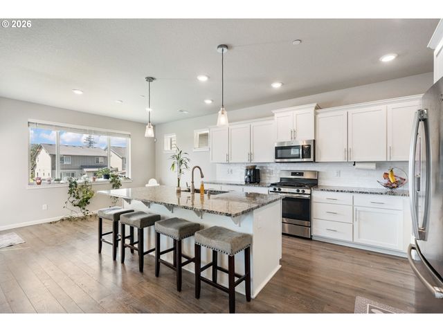 8601 N APPLETON St, Camas, WA 98607