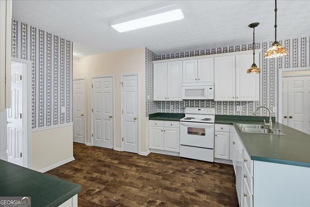 2624 Fireside Trail SW, Conyers, GA 30094