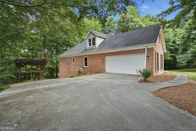 2624 Fireside Trail SW, Conyers, GA 30094