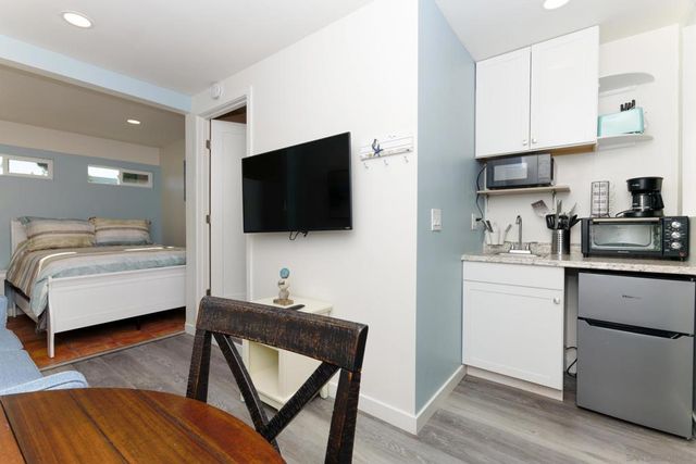 2729 Erie St, San Diego, CA 92117