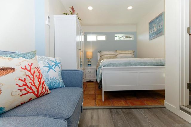 2729 Erie St, San Diego, CA 92117