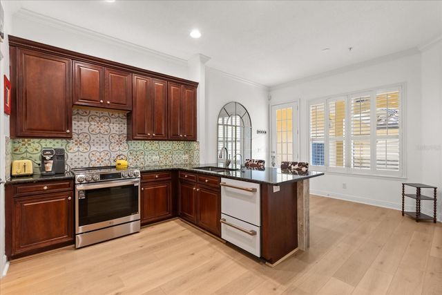 1161 CHARMING STREET, Maitland, FL 32751