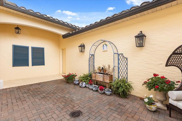 1161 CHARMING STREET, Maitland, FL 32751