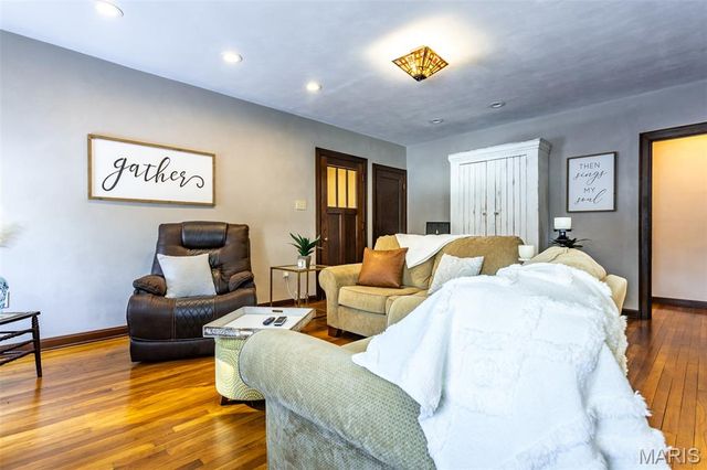 5825 Redbud Lane, Edwardsville, IL 62025