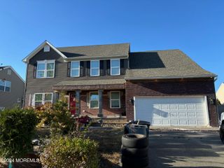 5 Adrift Avenue, Barnegat, NJ 08005