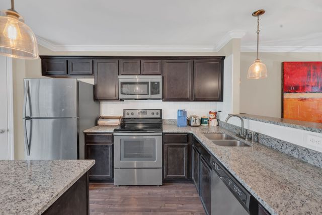 127 Cobblestone Place Dr, Goodlettsville, TN 37072