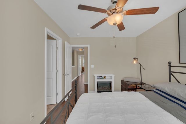 127 Cobblestone Place Dr, Goodlettsville, TN 37072