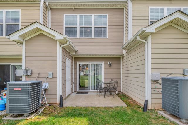 127 Cobblestone Place Dr, Goodlettsville, TN 37072