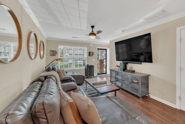 127 Cobblestone Place Dr, Goodlettsville, TN 37072