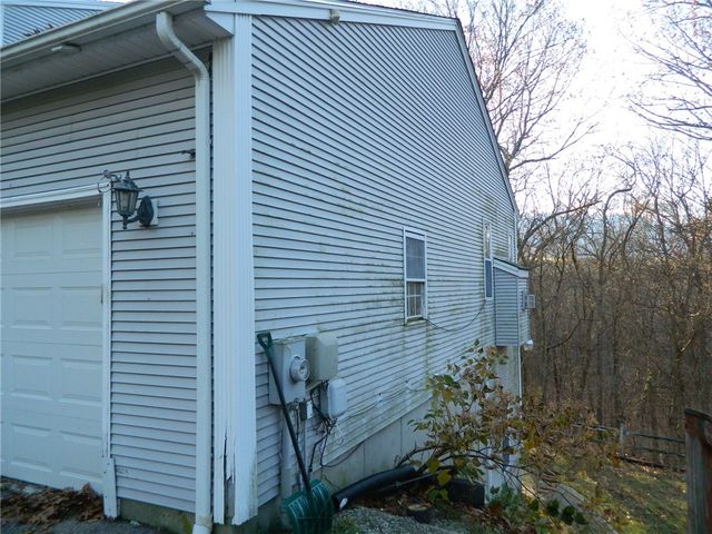 19 Hilton Drive, Johnston, RI 02919