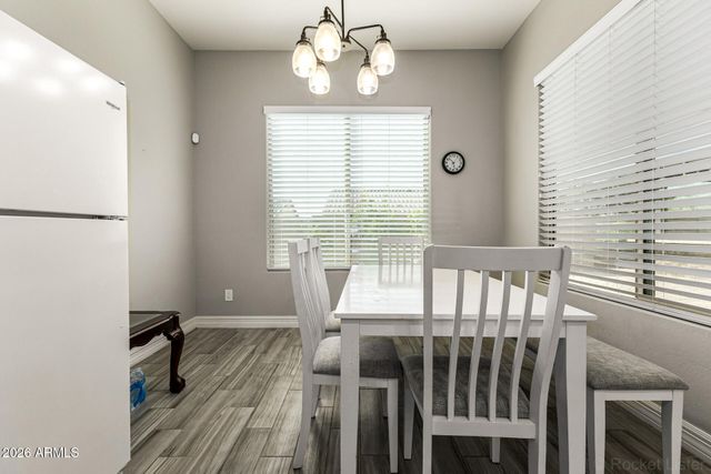 9753 W ROWEL Road, Peoria, AZ 85383