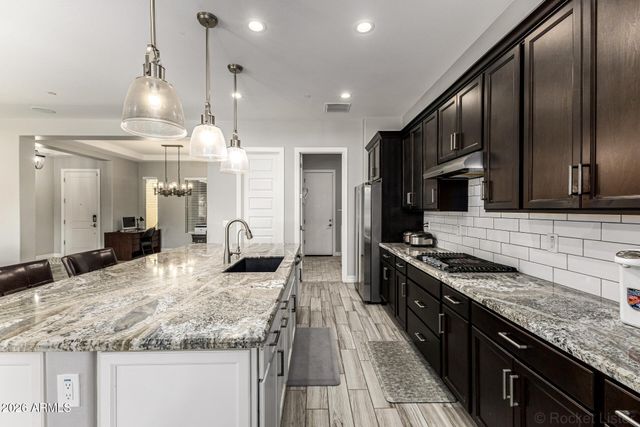 9753 W ROWEL Road, Peoria, AZ 85383