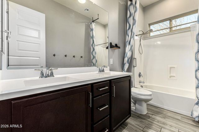 9753 W ROWEL Road, Peoria, AZ 85383