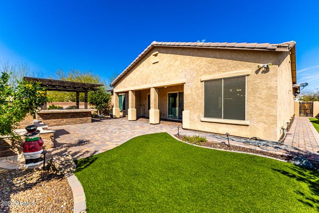 9753 W ROWEL Road, Peoria, AZ 85383