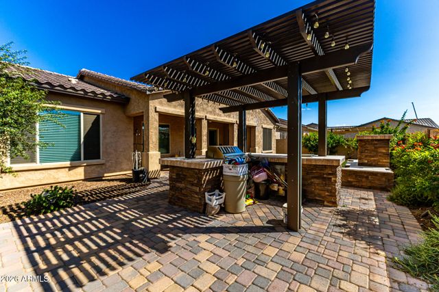 9753 W ROWEL Road, Peoria, AZ 85383