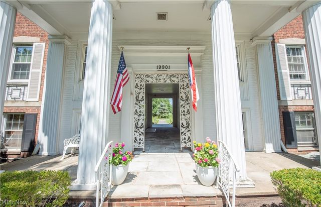 19901 Van Aken Boulevard 205, Shaker Heights, OH 44122