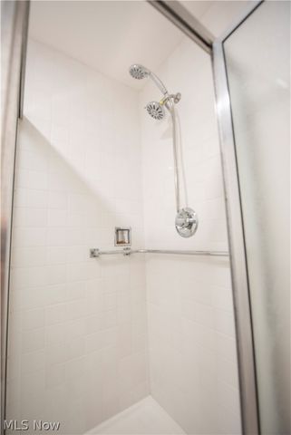 19901 Van Aken Boulevard 205, Shaker Heights, OH 44122