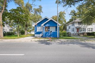 15661 State Street, South Holland, IL 60473