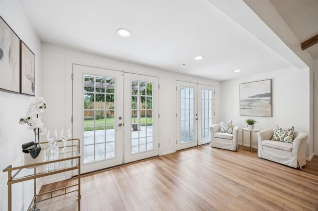 1003 Blue Willow Drive, Houston, TX 77042