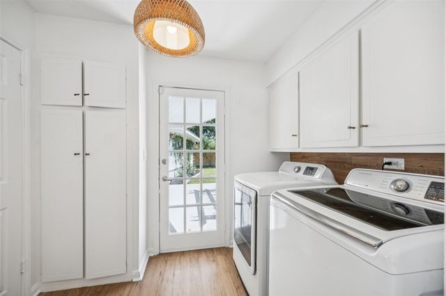 1003 Blue Willow Drive, Houston, TX 77042