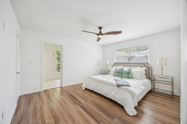 1003 Blue Willow Drive, Houston, TX 77042