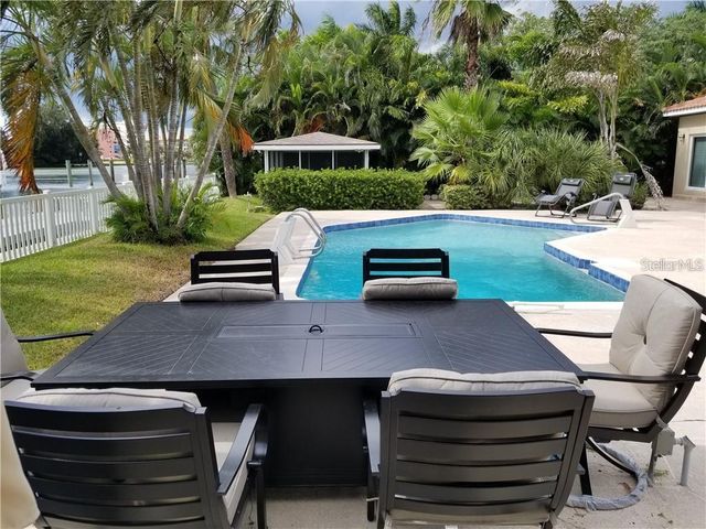 4000 BELLE VISTA DRIVE, St Petersburg, FL 33706