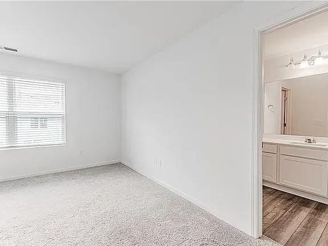 203 Fenchurch Way, Cartersville, GA 30120