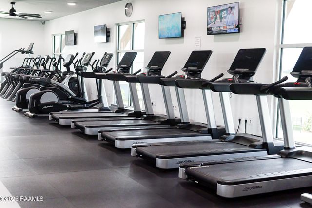 425 Bozeman Trail, Scott, LA 70583