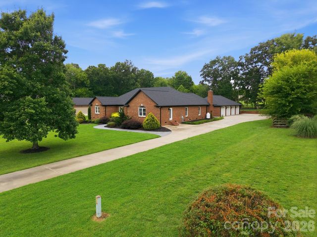 4122 Amarillo Drive SW, Concord, NC 28027