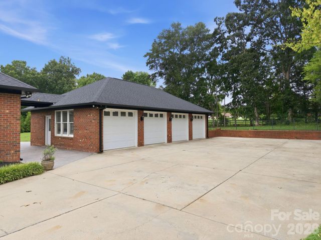 4122 Amarillo Drive SW, Concord, NC 28027