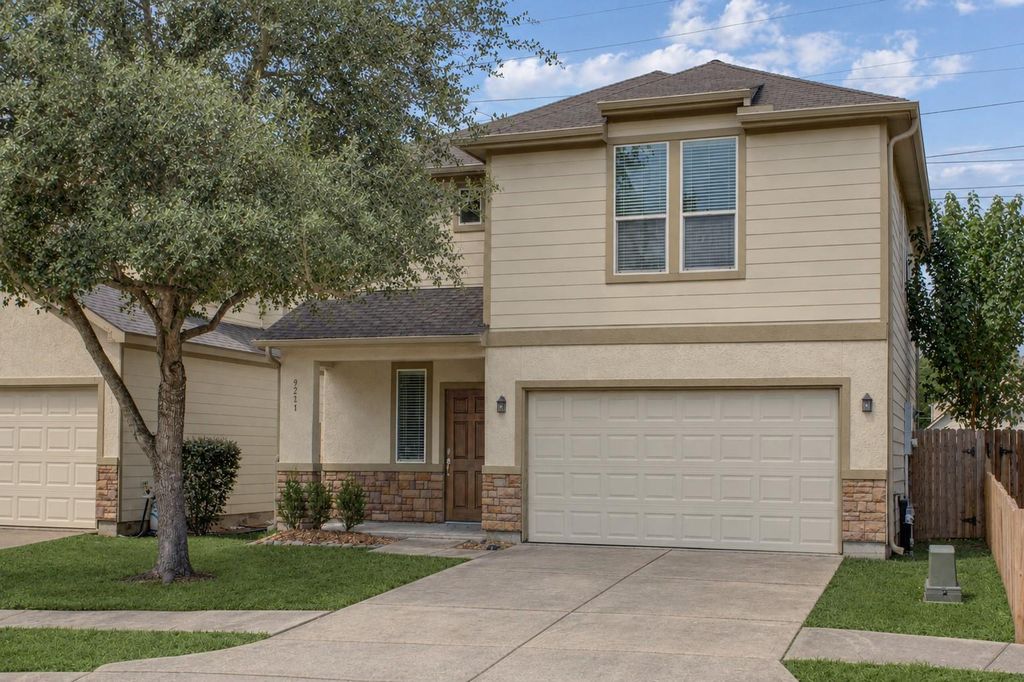 9206 Drewberry Street, Houston, TX 77080