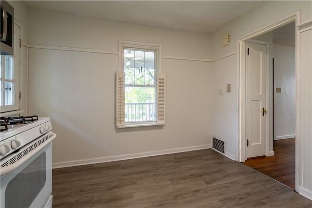 323 Idlewood Rd, Penn Hills, PA 15235
