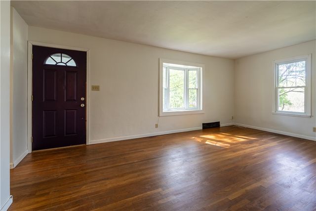 323 Idlewood Rd, Penn Hills, PA 15235