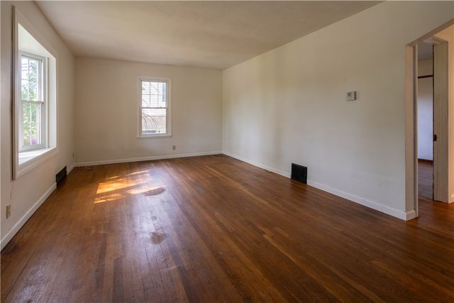 323 Idlewood Rd, Penn Hills, PA 15235