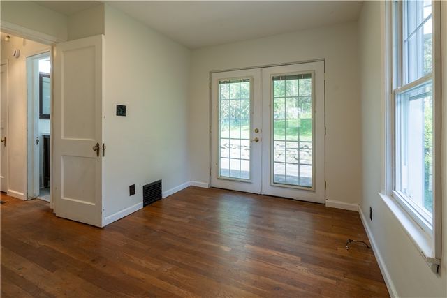 323 Idlewood Rd, Penn Hills, PA 15235