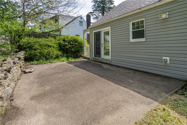 323 Idlewood Rd, Penn Hills, PA 15235