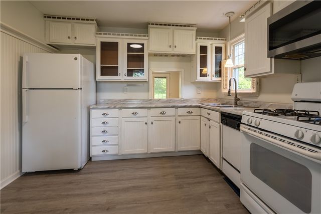 323 Idlewood Rd, Penn Hills, PA 15235