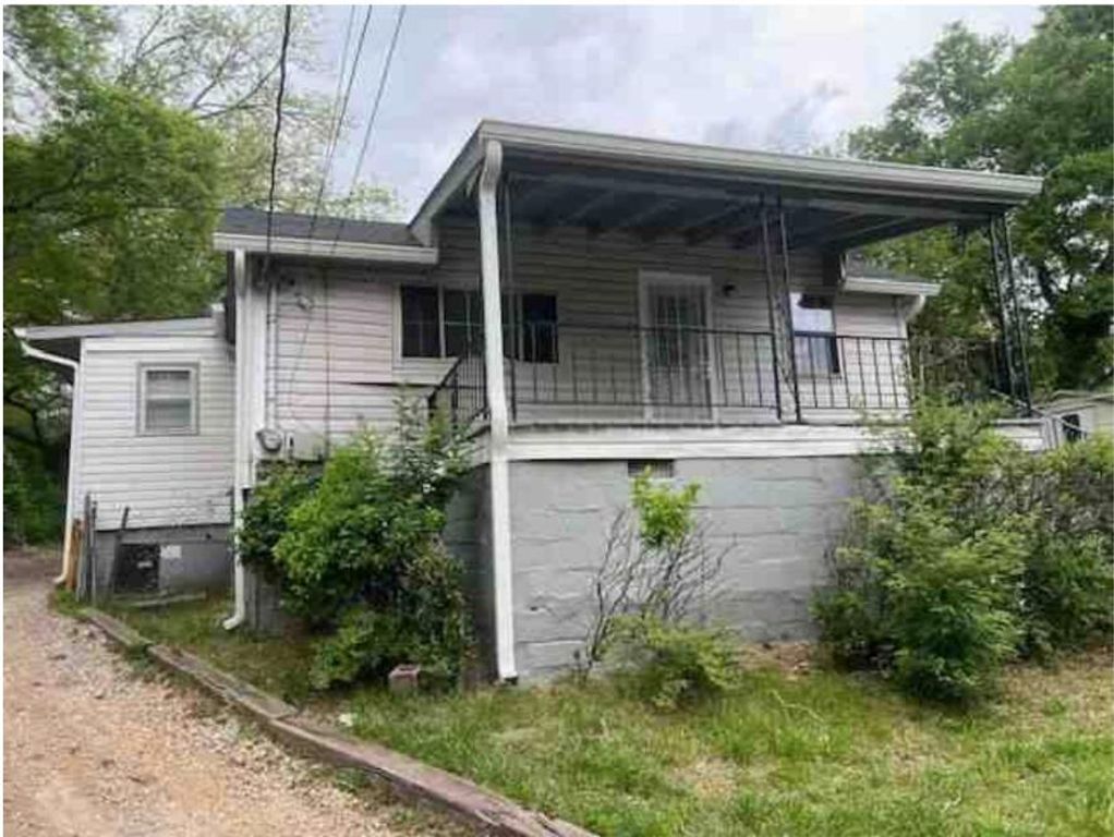 2113 Eledge Road, Chattanooga, TN 37412